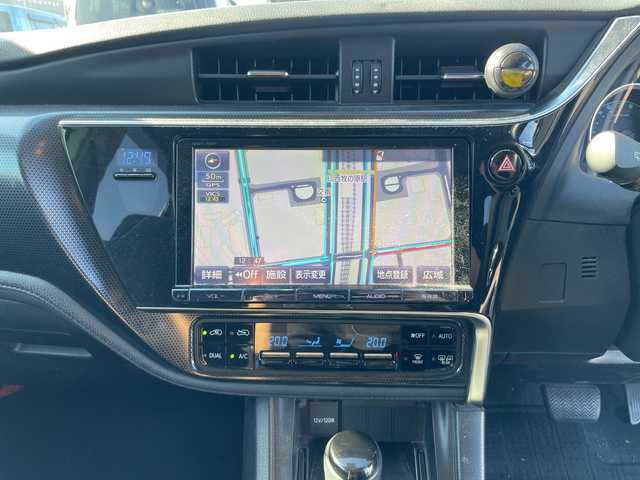 トヨタ オーリス 150X 千葉県 2016(平28)年 5.3万km シルバーM 衝突軽減ブレーキ　/車線逸脱抑制/コーナーセンサー/純正9インチナビ/バックカメラ　/フルセグTV/Bluetooth/ビルトインETC/ステアリングスイッチ/スマートキー/プッシュスタート/スペアキー/純正フロアマット/純正ドアバイザー