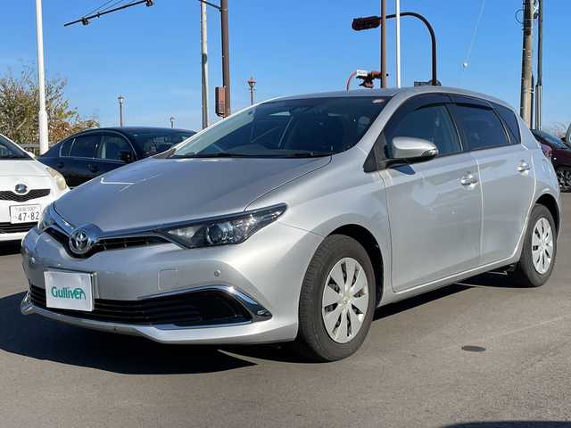 トヨタ オーリス 150X 千葉県 2016(平28)年 5.3万km シルバーM 衝突軽減ブレーキ　/車線逸脱抑制/コーナーセンサー/純正9インチナビ/バックカメラ　/フルセグTV/Bluetooth/ビルトインETC/ステアリングスイッチ/スマートキー/プッシュスタート/スペアキー/純正フロアマット/純正ドアバイザー