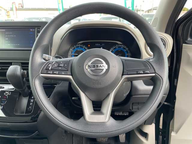 日産 デイズ X 栃木県 2020(令2)年 3.2万km ブラック ワンオーナー/純正ナビ/フルセグＴＶ/Ｂｌｕｅｔｏｏｔｈ/アラウンドビューモニター/デジタルインナーミラー/ＥＴＣ/ＵＳＢ入力端子/純正フロアマット/純正アルミホイール/ＬＥＤヘッドライト/ＡＢＳ/横滑り防止機能