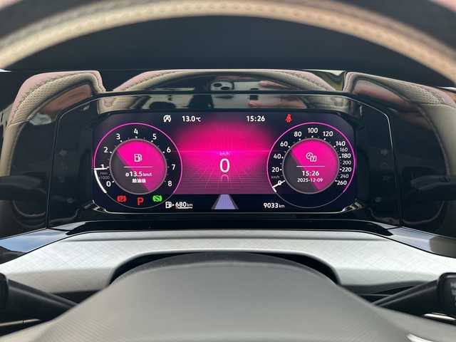 フォルクスワーゲン ＶＷ ゴルフ eTSI アクティブ 埼玉県 2023(令5)年 0.9万km 黄Ｍ ワンオーナー/登録時走行距離9033/純正ナビ/バックカメラ/レーダークルーズコントロール/ビルトインETC2.0/前後ドライブレコーダー/前後コーナーセンサー/純正17インチAW/純正フロアマット/純正LEDオートライト/オートマチックハイビーム/プッシュスタート/スマートスペアキー×1/車両取扱説明書/保証書