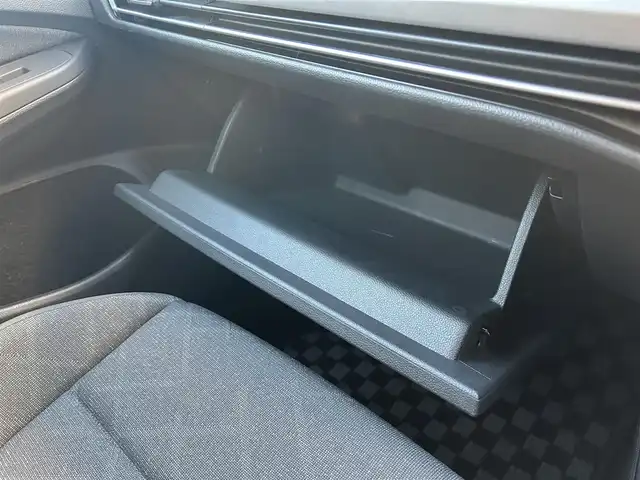 フォルクスワーゲン ＶＷ ゴルフ eTSI アクティブ 埼玉県 2023(令5)年 0.9万km 黄Ｍ ワンオーナー/登録時走行距離9033/純正ナビ/バックカメラ/レーダークルーズコントロール/ビルトインETC2.0/前後ドライブレコーダー/前後コーナーセンサー/純正17インチAW/純正フロアマット/純正LEDオートライト/オートマチックハイビーム/プッシュスタート/スマートスペアキー×1/車両取扱説明書/保証書