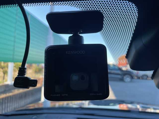 レクサス ＩＳ 300h Fスポーツ モードブラックS 茨城県 2022(令4)年 2.5万km グラファイトブラックガラスフレーク 純正12.3型ナビ/Bluetooth/フルセグTV/全周囲カメラ/ビルトインETC2.0/ドライブレコーダー/メモリー付きパワーシート/ハーフレザーシート/シートヒーター/エアシート/横滑り防止装置/レーンキープアシスト/レーダークルーズコントロール/オートライト/オートマチックハイビーム/LEDヘッドライト/ブラインドスポットモニター/ステアリングヒーター/パーキングアシスト/専用BBS鍛造アルミホイール