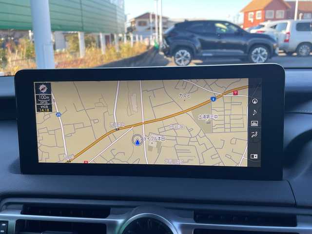 レクサス ＩＳ 300h Fスポーツ モードブラックS 茨城県 2022(令4)年 2.5万km グラファイトブラックガラスフレーク 純正12.3型ナビ/Bluetooth/フルセグTV/全周囲カメラ/ビルトインETC2.0/ドライブレコーダー/メモリー付きパワーシート/ハーフレザーシート/シートヒーター/エアシート/横滑り防止装置/レーンキープアシスト/レーダークルーズコントロール/オートライト/オートマチックハイビーム/LEDヘッドライト/ブラインドスポットモニター/ステアリングヒーター/パーキングアシスト/専用BBS鍛造アルミホイール