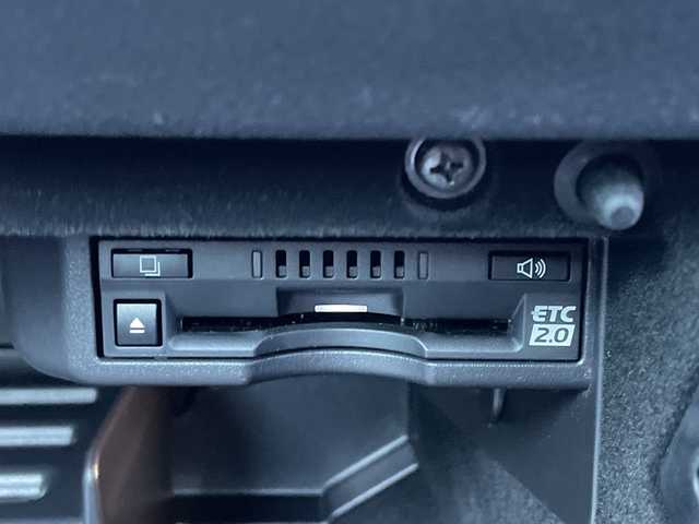 レクサス ＩＳ 300h Fスポーツ モードブラックS 茨城県 2022(令4)年 2.5万km グラファイトブラックガラスフレーク 純正12.3型ナビ/Bluetooth/フルセグTV/全周囲カメラ/ビルトインETC2.0/ドライブレコーダー/メモリー付きパワーシート/ハーフレザーシート/シートヒーター/エアシート/横滑り防止装置/レーンキープアシスト/レーダークルーズコントロール/オートライト/オートマチックハイビーム/LEDヘッドライト/ブラインドスポットモニター/ステアリングヒーター/パーキングアシスト/専用BBS鍛造アルミホイール