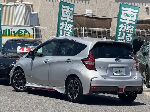 日産 ノート e－パワー ニスモ 愛知県 2020(令2)年 3.7万km ブリリアントシルバー /禁煙//ワンオーナー//インテリジェントルームミラー//純正メモリナビ//フルセグ//CD/DVD/SD/USB/BT/iPod/AUX/AM/FM//アラウンドビューモニター//ニスモエアロ//クリアランスソナー//エマージェンシーブレーキ//LDW//ACC//横滑り防止//LEDオートライト//ステアリングスイッチ//スマートキー//プッシュスタート//ETC//ECOモード//ISOFIX//純正16AW//純正ドアバイザー/フロアマット//保証書//取扱説明書//スペアキー//ディーラー記録簿