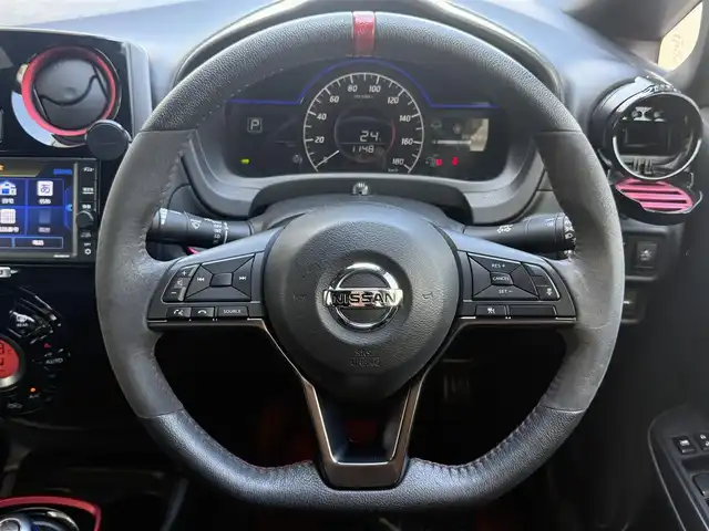 日産 ノート e－パワー ニスモ 愛知県 2020(令2)年 3.7万km ブリリアントシルバー /禁煙//ワンオーナー//インテリジェントルームミラー//純正メモリナビ//フルセグ//CD/DVD/SD/USB/BT/iPod/AUX/AM/FM//アラウンドビューモニター//ニスモエアロ//クリアランスソナー//エマージェンシーブレーキ//LDW//ACC//横滑り防止//LEDオートライト//ステアリングスイッチ//スマートキー//プッシュスタート//ETC//ECOモード//ISOFIX//純正16AW//純正ドアバイザー/フロアマット//保証書//取扱説明書//スペアキー//ディーラー記録簿