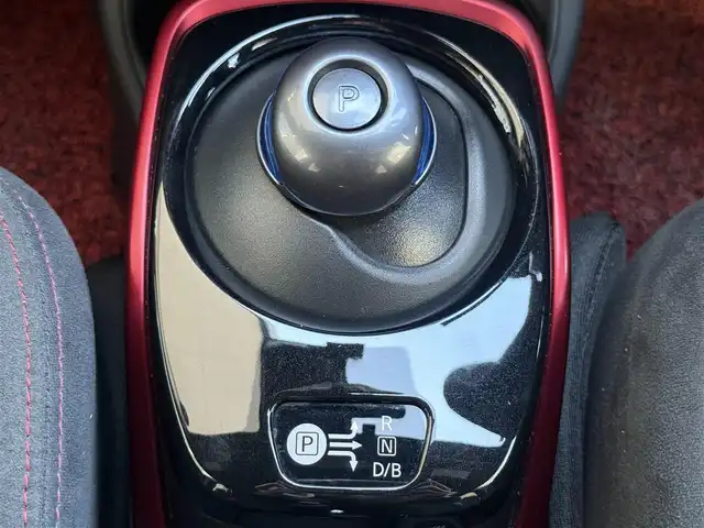 日産 ノート e－パワー ニスモ 愛知県 2020(令2)年 3.7万km ブリリアントシルバー /禁煙//ワンオーナー//インテリジェントルームミラー//純正メモリナビ//フルセグ//CD/DVD/SD/USB/BT/iPod/AUX/AM/FM//アラウンドビューモニター//ニスモエアロ//クリアランスソナー//エマージェンシーブレーキ//LDW//ACC//横滑り防止//LEDオートライト//ステアリングスイッチ//スマートキー//プッシュスタート//ETC//ECOモード//ISOFIX//純正16AW//純正ドアバイザー/フロアマット//保証書//取扱説明書//スペアキー//ディーラー記録簿