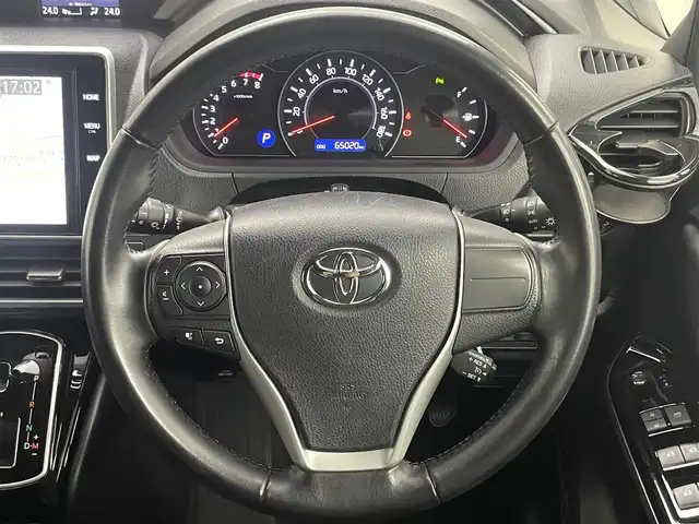 トヨタ ノア Si ダブルバイビーⅡ 埼玉県 2020(令2)年 6.5万km ブラック 純正10インチナビ　/ CD DVD 地デジTV Bluetooth/純正12.1インチフリップダウンモニター　/プリクラッシュセーフティ/レーンディパーチャーアラート/クルーズコントロール/クリアランスソナー /両側パワースライドドア　/LEDオートライト　/純正ドライブレコーダー　/ETC/スマートキー