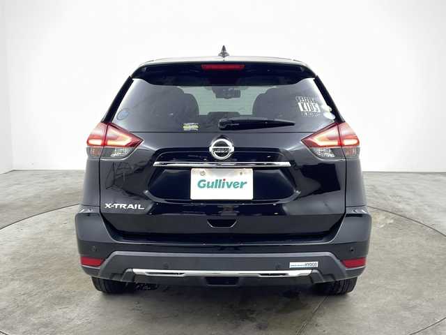 日産 エクストレイル 20Xi 兵庫県 2018(平30)年 14.3万km ダイヤモンドブラック ・純正ナビ（MM317D-W）/CD/DVD/Bluetooth/SD/AUX/・アラウンドビューモニター/・ビルトインETC/・エマージェンシーブレーキ/・移動物検知/・フロントバックソナー/・進入禁止標識検知/・コーナリングスタビリティアシスト/・アクティブエンジンブレーキ/・アイドリングストップ/・インテリジェントルームミラー/・ステアリングスイッチ/・パワーバックドア/・ＬＥＤヘッドライト/・オートライト/・フォグランプ/・防水シート/・純正フロアマット/・純正１８インチアルミホイール/・オートエアコン/・インテリジェントキー/・プッシュスタート