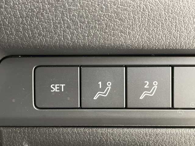 マツダ マツダ３ファストバック XD バーガンディセレクション 愛知県 2019(令1)年 2.8万km ディープクリスタルブルーマイカ プレミアムサウンドBOSE/純正10.25型ナビ/全方位カメラ/レーダークルーズコントロール/シートヒーター/バックカメラ/パワーシート/コーナーセンサー/純正アルミホイール/ブラインドスポットモニター/LEDヘッドライト/パドルシフト/ステアリングスイッチ/レーンキープアシスト/オートマチックハイビーム/ドライブレコーダー/ETC/衝突軽減システム/フルセグ/CD DVD/Bluetooth/ステアリングスイッチ/スマートキー/プッシュスタート