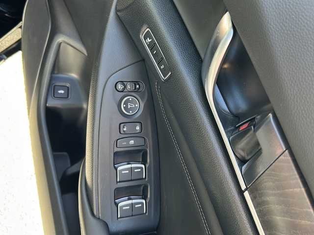 ホンダ アコード EX 兵庫県 2022(令4)年 5.6万km クリスタルブラックパール ワンオーナー/純正ギャザーズナビ/フルセグTV/サンルーフ/レザーシート/純正18インチアルミ/バックカメラ/衝突軽減ブレーキ/ビルトインETC/コーナーセンサー/ブラインドスポットモニター/後方誤発信抑制/路外逸脱抑制/クルーズコントロール【追従】/パワーシート/メモリーシート/シートヒーター/ヘッドアップディスプレイ/パドルシフト/プッシュスタート