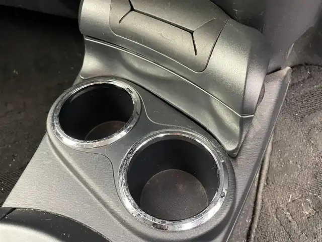 トヨタ アクア S スタイルブラック 富山県 2017(平29)年 5.8万km ライムホワイトパールクリスタルシャイン 社外SDナビ(EX8V)/(AM/FM/CD/DVD/BT)/フルセグTV/バックカメラ/衝突軽減システム/レーンキープアシスト/横滑り防止装置/盗難防止装置/オートマチックハイビーム/ETC/シートヒーター　(運転席＋助手席)/レザーシート/ハロゲンライト/フォグランプ/スタッドレスタイヤ4本車載/社外AW/スマートキー×1