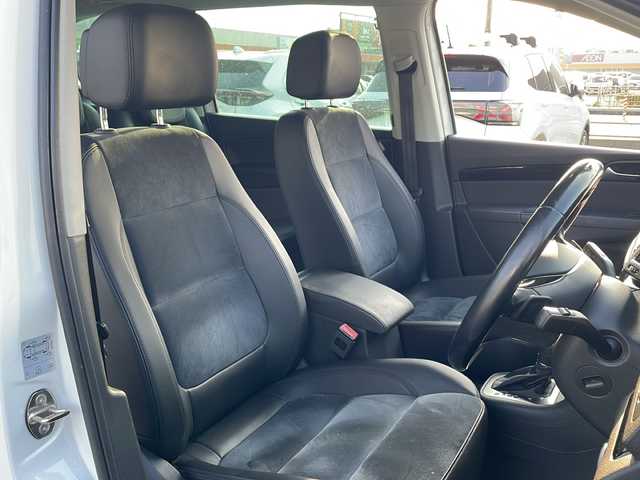 フォルクスワーゲン シャラン TSI ハイライン 山口県 2016(平28)年 4.1万km ピュアホワイト 純正ナビ　/　・Ｂｌｕｅｔｏｏｔｈ　/　・フルセグＴＶ　/　・ＣＤ／ＤＶＤ　/　・バックカメラ　/両側パワースライドドア　/パワーシート　/シートヒーター　/純正１９インチＡＷ　/コーナーセンサー　/ＬＥＤヘッドライト　/クルコン　/ETC