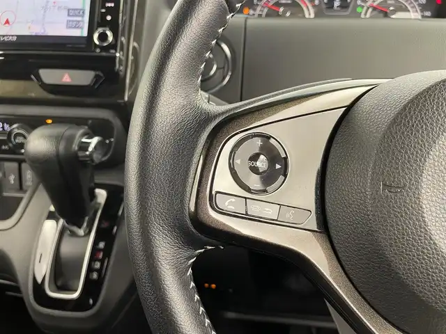 ホンダ Ｎ ＢＯＸ カスタム G L ターボ ホンダセンシング 大分県 2017(平29)年 1.9万km クリスタルブラックパール 純正SDナビ（VXU-185NBi）/Bluetooth/CD/DVD/フルセグ/TEINサスペンション/両側パワースライドドア/バックカメラ/コーナーセンサー/レーダークルーズコントロール/アイドリングストップ/MTモード/レーンキープアシスト/オートライト/オートマチックハイビーム/ベンチシート/純正フロアマット/純正アルミホイル15インチ/ビルトインETC