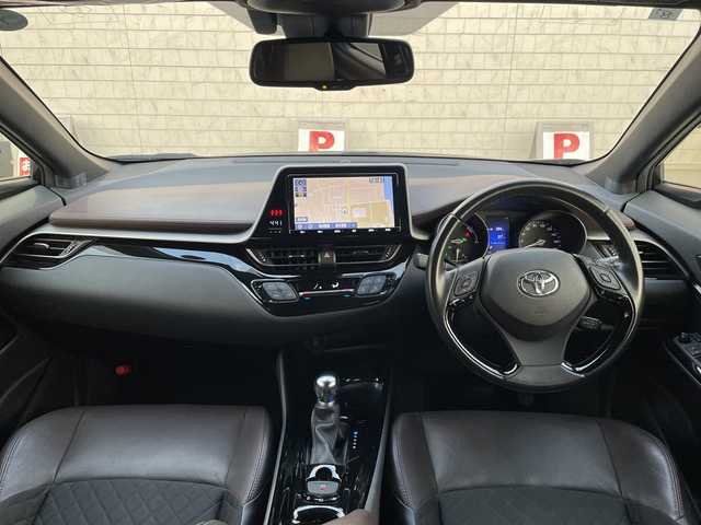 トヨタ Ｃ－ＨＲ G 山口県 2019(令1)年 7.8万km ブラックマイカ 純正ナビ/CD/DVD/SD/BT/AM/FM/フルセグTV/ETC/バックカメラ/クルーズコントロール/レーンキープアシスト/コーナーセンサー/オートライト/オートマチックハイビーム/衝突軽減ブレーキ/プッシュスタート/電動格納ミラー/純正フロアマット