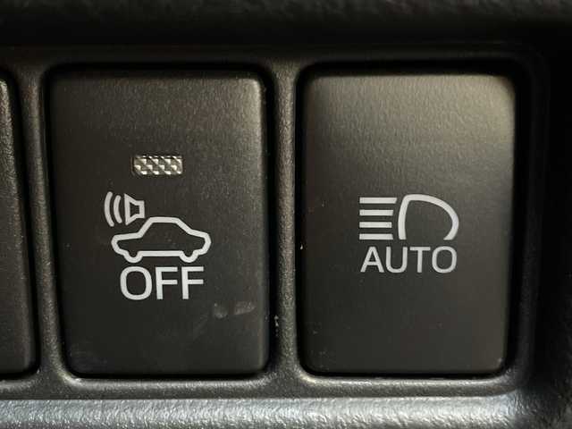 トヨタ Ｃ－ＨＲ G 山口県 2019(令1)年 7.8万km ブラックマイカ 純正ナビ/CD/DVD/SD/BT/AM/FM/フルセグTV/ETC/バックカメラ/クルーズコントロール/レーンキープアシスト/コーナーセンサー/オートライト/オートマチックハイビーム/衝突軽減ブレーキ/プッシュスタート/電動格納ミラー/純正フロアマット