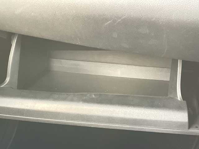 トヨタ Ｃ－ＨＲ G 山口県 2019(令1)年 7.8万km ブラックマイカ 純正ナビ/CD/DVD/SD/BT/AM/FM/フルセグTV/ETC/バックカメラ/クルーズコントロール/レーンキープアシスト/コーナーセンサー/オートライト/オートマチックハイビーム/衝突軽減ブレーキ/プッシュスタート/電動格納ミラー/純正フロアマット