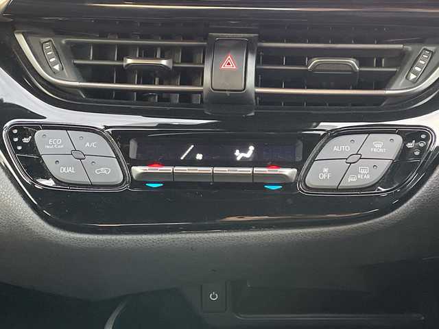 トヨタ Ｃ－ＨＲ G 山口県 2019(令1)年 7.8万km ブラックマイカ 純正ナビ/CD/DVD/SD/BT/AM/FM/フルセグTV/ETC/バックカメラ/クルーズコントロール/レーンキープアシスト/コーナーセンサー/オートライト/オートマチックハイビーム/衝突軽減ブレーキ/プッシュスタート/電動格納ミラー/純正フロアマット