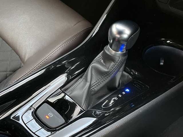 トヨタ Ｃ－ＨＲ G 山口県 2019(令1)年 7.8万km ブラックマイカ 純正ナビ/CD/DVD/SD/BT/AM/FM/フルセグTV/ETC/バックカメラ/クルーズコントロール/レーンキープアシスト/コーナーセンサー/オートライト/オートマチックハイビーム/衝突軽減ブレーキ/プッシュスタート/電動格納ミラー/純正フロアマット