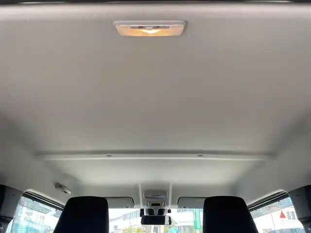 スズキ ジムニー XC 山形県 2023(令5)年 1.4万km ジャングルグリーン 4WD/衝突軽減ブレーキ/レーンアシスト/メモリナビ/　【CD DVD SD USB BT】/フルセグTV/バックカメラ/ETC/ドライブレコーダー/ステアリングスイッチ/クルーズコントロール/シートヒーター/ミラーヒーター/LEDライト/フォグランプ/ウィンカーミラー/純正フロアマット/ドアバイザー/スペアキーあり