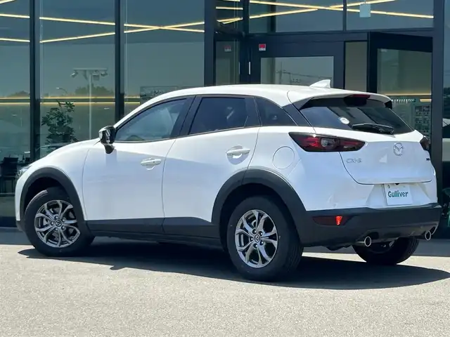 マツダ ＣＸ－３ 15S ツーリング 東京都 2024(令6)年 0.4万km スノーフレイクホワイトパールマイカ 純正ディスプレイオーディオ/　・フルセグＴＶ/　・Bluetooth接続/　・USB/　・AM/FMラジオ/全周囲カメラ/ETC/コーナーセンサー/追従式クルーズコントロール/純正16インチアルミ/純正フロアマット/LEDヘッドライト/プッシュスタート/スマートキー