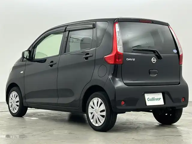 日産 デイズ J 福岡県 2014(平26)年 7.5万km ブラック 社外ＳＤナビ（Ｂｌｕｅｔｏｏｔｈ，フルセグＴＶ）　/ＥＴＣ　/横滑り防止装置　/電動格納式ドアミラー　/純正フロアマット　/ドアバイザー　/リモコンキー