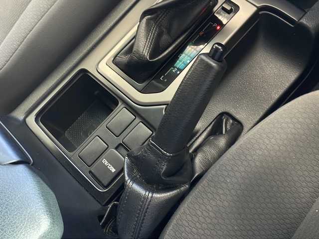 トヨタ ランドクルーザー プラド TX 愛知県 2013(平25)年 17.3万km ブラック ワンオーナー/社外メモリナビ/【フルセグ・DVD再生可・CD・Bluetooth】/バックカメラ/ETC/４WD/横滑り防止機能/プッシュスタート/スマートキー/スペアキーあり/電動格納ミラー/ウィンカーミラー/純正フロアマット/ドアバイザー/新車保証書/取扱説明書