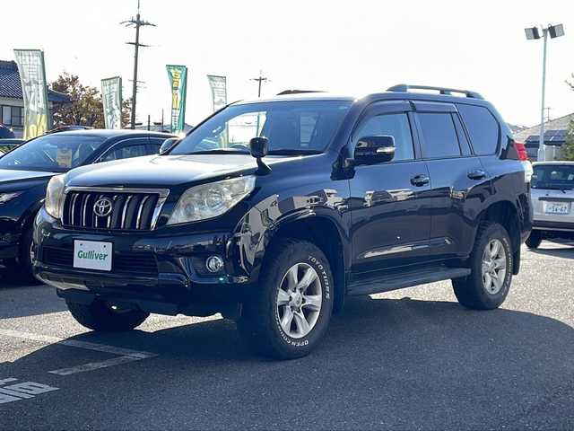 トヨタ ランドクルーザー プラド TX 愛知県 2013(平25)年 17.3万km ブラック ワンオーナー/社外メモリナビ/【フルセグ・DVD再生可・CD・Bluetooth】/バックカメラ/ETC/４WD/横滑り防止機能/プッシュスタート/スマートキー/スペアキーあり/電動格納ミラー/ウィンカーミラー/純正フロアマット/ドアバイザー/新車保証書/取扱説明書