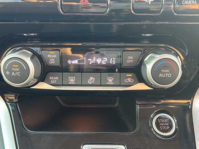 日産 セレナ ハイウェイスター G 佐賀県 2016(平28)年 9.3万km ブリリアントホワイトパール 純正フリップダウンモニター/純正９型ナビ　/アラウンドビューモニター　/両側パワースライドドア　/プロパイロット　/コーナーセンサー　/エマージェンシーブレーキ　/ＬＤＷ　/スマートルームミラー/電動パーキングブレーキ/オートブレーキホールド/ステアリングリモコン/インテリジェントキー/プッシュスタート/LEDヘッドライト/純正アルミホイール