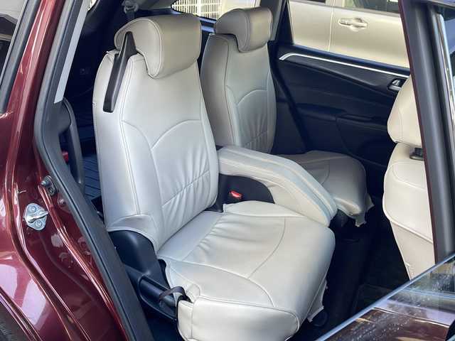 ホンダ ジェイド ハイブリッド X 愛媛県 2015(平27)年 8.9万km プレミアムディープロッソパール 純正ナビ/バックカメラ/ETC/ワンセグテレビ/Bluetooth接続/ワンオーナー/純正フロアマット/３列シート/ドライブレコーダー/ハーフレザーシート/レーンキープアシスト/衝突被害軽減システム/２列目エアコン/アイドリングストップ/純正アルミホイール/スマートキー/オートライト