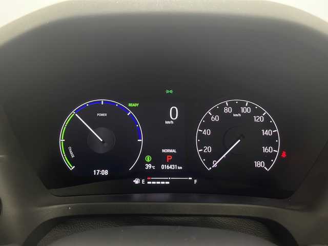 ホンダ ヴェゼル ハイブリッド e:HEV Z 栃木県 2023(令5)年 1.7万km プラチナホワイトパール 純正ナビ/（フルセグTV/FM・AM/BT）/バックカメラ/全方位カメラ/ドライブレコーダー/ホンダセンシング/・クルーズコントロール/・レーンキープアシスト/・誤発進抑制機能/・ブラインドスポットモニター/・衝突被害軽減装置/ダウンヒルアシストコントロール/横滑り防止装置/パドルシフト/ETC2.0/電動リアゲート/電動格納ミラー/ステアリングヒーター/前席シートヒーター/革巻きステアリング/ステアリングリモコン/純正18インチAW