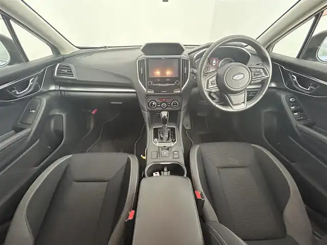 スバル インプレッサ スポーツ 2．0i－L アイサイト 道央・札幌 2017(平29)年 4.6万km クォーツブルーP ・4WD/・アイサイトver.3/・衝突被害軽減ブレーキ/・レーンキープアシスト/・レーダークルーズコントロール/・先行車発進お知らせ/・純正メモリナビ/・フルセグ/BT/CD/DVD/・バックカメラ/・ETC/・パドルシフト/・アイドリングストップ/・前後ドライブレコーダー/・LEDヘッドライト/・スマートキー/・プッシュスタート/・横滑り防止装置/・オートエアコン