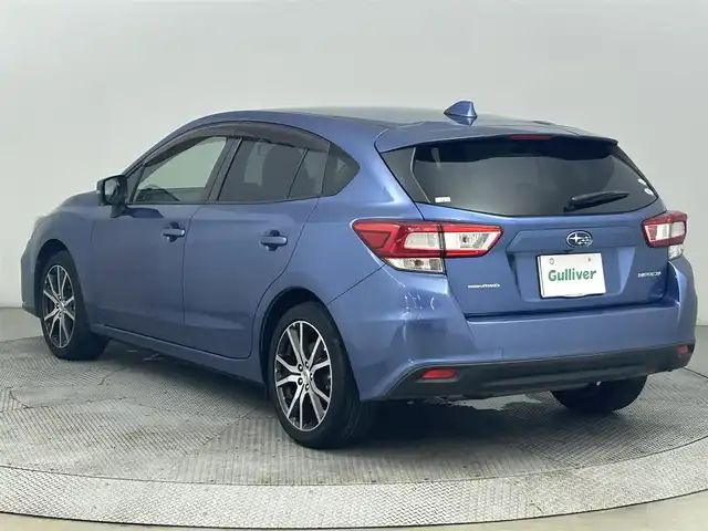 スバル インプレッサ スポーツ 2．0i－L アイサイト 道央・札幌 2017(平29)年 4.6万km クォーツブルーP ・4WD/・アイサイトver.3/・衝突被害軽減ブレーキ/・レーンキープアシスト/・レーダークルーズコントロール/・先行車発進お知らせ/・純正メモリナビ/・フルセグ/BT/CD/DVD/・バックカメラ/・ETC/・パドルシフト/・アイドリングストップ/・前後ドライブレコーダー/・LEDヘッドライト/・スマートキー/・プッシュスタート/・横滑り防止装置/・オートエアコン