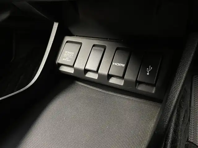 ホンダ ヴェゼル ハイブリッド Z ホンダセンシング 千葉県 2020(令2)年 6.5万km スーパープラチナグレーメタリック ワンオーナー/ホンダセンシング/・アダプティブクルーズコントロール/・衝突被害軽減ブレーキ/・車線逸脱警報/・オートハイビーム/Gathersナビ/（CD/DVD/bluetooth/HDMI/USB/フルセグ）/バックカメラ/ハーフレザーシート/D/N席パワーシート/ビルトインETC/前後ドライブレコーダー/革巻きステアリング/パドルシフトイ/ステアリングスイッチ/純正フロアマット/ドアバイザー/純正17インチAW