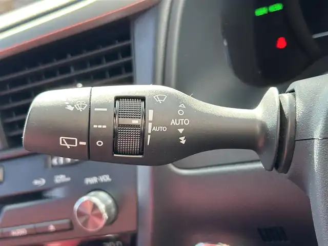 レクサス ＲＸ 300 Fスポーツ 和歌山県 2017(平29)年 5万km グラファイトブラックガラスフレーク 純正メーカーナビ/フルセグTV/バックカメラ/プリクラッシュセーフティー/ブラインドスポットモニター/ヘッドアップディスプレイ/レーダークルーズコントロール/レザーシート/パワーシート/ポジションメモリー/シートヒーター/シートエアベンチレーション/前後ドライブレコーダー/ビルトインETC/レーダー探知機/パワーバックドア/ステアリングヒーター/純正アルミホイール/トノカバー/三眼LEDヘッドライト/オートライト/オートマチックハイビーム