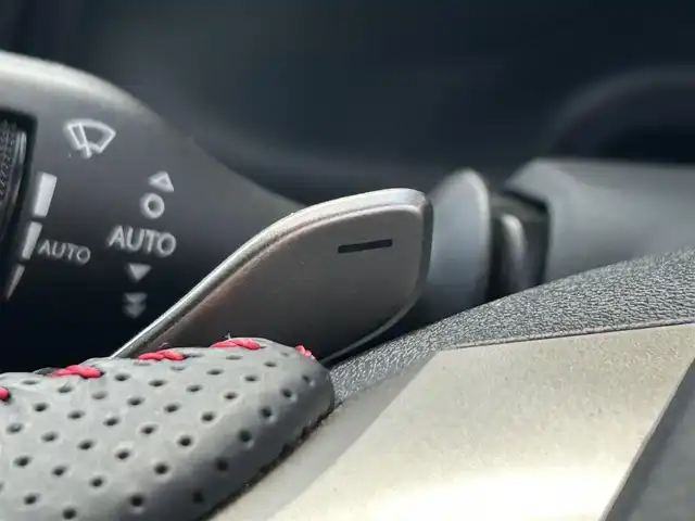 レクサス ＲＸ 300 Fスポーツ 和歌山県 2017(平29)年 5万km グラファイトブラックガラスフレーク 純正メーカーナビ/フルセグTV/バックカメラ/プリクラッシュセーフティー/ブラインドスポットモニター/ヘッドアップディスプレイ/レーダークルーズコントロール/レザーシート/パワーシート/ポジションメモリー/シートヒーター/シートエアベンチレーション/前後ドライブレコーダー/ビルトインETC/レーダー探知機/パワーバックドア/ステアリングヒーター/純正アルミホイール/トノカバー/三眼LEDヘッドライト/オートライト/オートマチックハイビーム