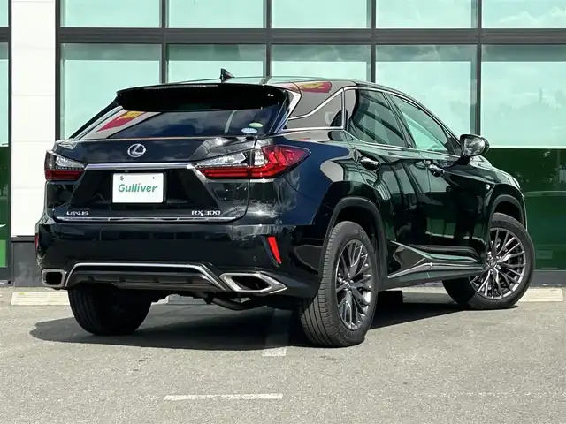 レクサス ＲＸ 300 Fスポーツ 和歌山県 2017(平29)年 5万km グラファイトブラックガラスフレーク 純正メーカーナビ/フルセグTV/バックカメラ/プリクラッシュセーフティー/ブラインドスポットモニター/ヘッドアップディスプレイ/レーダークルーズコントロール/レザーシート/パワーシート/ポジションメモリー/シートヒーター/シートエアベンチレーション/前後ドライブレコーダー/ビルトインETC/レーダー探知機/パワーバックドア/ステアリングヒーター/純正アルミホイール/トノカバー/三眼LEDヘッドライト/オートライト/オートマチックハイビーム