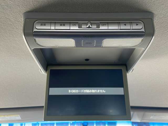 ホンダ フリード Gエアロ 大阪府 2013(平25)年 7.8万km プレミアムスパークルブラックパール 純正メモリナビ/・AM/FM/CD/DVD/Bluetooth/・フルセグテレビ/フリップダウンモニター/バックカメラ/ビルトインETC/横滑り防止装置/盗難防止装置/片側パワースライド/ハロゲンヘッドライト/オートライト/オートエアコン/スマートキー×2/ステアリングリモコン/純正15インチアルミホイール/12V充電器/USBジャック/純正フロアマット/ドアバイザー/保証書/取扱説明書