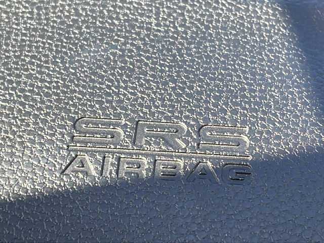 ホンダ フリード Gエアロ 大阪府 2013(平25)年 7.8万km プレミアムスパークルブラックパール 純正メモリナビ/・AM/FM/CD/DVD/Bluetooth/・フルセグテレビ/フリップダウンモニター/バックカメラ/ビルトインETC/横滑り防止装置/盗難防止装置/片側パワースライド/ハロゲンヘッドライト/オートライト/オートエアコン/スマートキー×2/ステアリングリモコン/純正15インチアルミホイール/12V充電器/USBジャック/純正フロアマット/ドアバイザー/保証書/取扱説明書