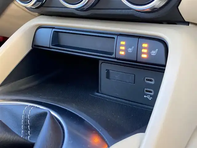 マツダ ロードスター S レザーパッケージ Vセレクション 静岡県 2024(令6)年 0.8万km ジェットブラックマイカ i-ACTIVESENSE/純正8.8インチディスプレイ/　AM FM　Bluetooth アレクサ スマホ連携/タンレザーシート/ベージュ幌/バックカメラ/ETC/ドライブレコーダー/LEDオートヘッドライト/レーダークルーズコントロール/6速MT/スマートキー×2本/純正16インチアルミホイール/社外マフラー/アシンメトリックLSD/ダイナミックスタビリティコントロールトラック/BOSEサウンド