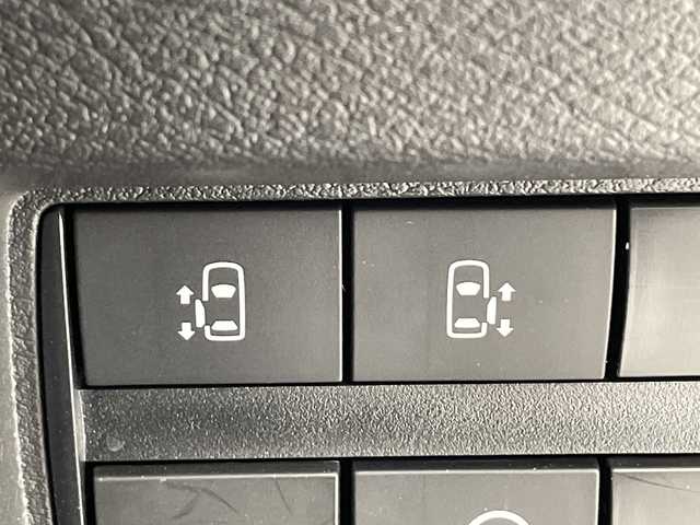 日産 ルークス HWS X プロパイロットED 千葉県 2021(令3)年 0.8万km ホワイトパール 社外ナビ/　CD/DVD/Bluetooth/フルセグTV/プロパイロット/レーダークルーズコントロール/レーンキープアシスト/衝突軽減ブレーキ/クリアランスソナー/アラウンドビューモニター/先行車発進警報/標識認識機能/電動パーキング/オートホールド/両側パワスラ/レザー調シートカバー/ETC/前後ドラレコ/LEDライト/フォグランプ/フロアマット/ドアバイザー