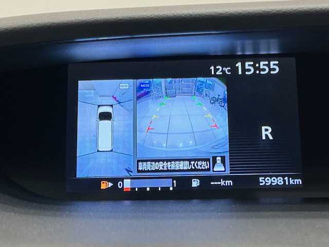 日産 セレナ ハイウェイスター Vセレクション 埼玉県 2018(平30)年 6万km ブリリアントホワイトパール 衝突被害軽減ブレーキ/社外フリップダウンモニター/純正メモリナビ/　　（CD/DVD/BT/DTV）/全方位モニター/両側パワースライドドア/クルーズコントロール/LEDヘッドライト/オートライト/コーナーセンサー/ドライブレコーダー/スマートキー/ETC