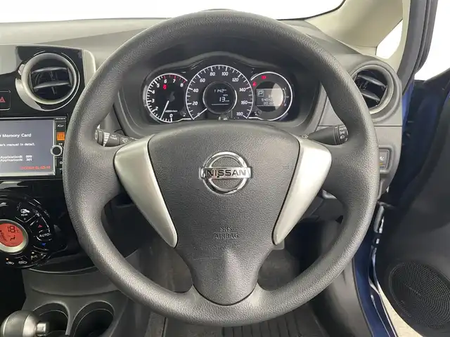 日産 ノート X DIG－S Vセレ +セーフ 愛知県 2014(平26)年 5.4万km シャイニングブルー 前後ドラレコ/エマージェンシーブレーキ/純正SDナビ/アラウンドビューモニター/コーナーセンサー/レーンキープアシスト/ドライブレコーダー/スマートキー/純正AW/フォグランプ/ETC/オートライト
