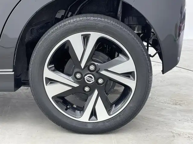 日産 デイズ HWS G ターボ プロパイロットED 福井県 2019(令1)年 2.3万km ブラック ４WD/純正９インチナビ【MM318D-L】/CD/DVD/フルセグTV/Bluetooth/SD/AM/FM/衝突軽減ブレーキ/アラウンドビューモニター/プッシュスタート /スペアキー/純正ドアバイザー/純正フロアマット/純正１５インチアルミ