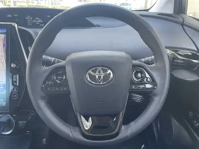 トヨタ プリウス ＰＨＶ A プレミアムナビパッケージ 大阪府 2020(令2)年 5.2万km プラチナホワイトパールマイカ ワンオーナー/TRDエアロ(F/S)/TRDマフラー/純正メモリナビ/BT/USB/AUX/TV/JBLサウンド/360度カメラ/パーキングアシスト/黒本革シート/D席パワーシート/D/N席シートヒーター/D/N席エアシート/ステアリングヒーター/追従機能付きクルーズコントロール/レーンキープアシスト/ブラインドスポットモニター/ヘッドアップディスプレイ/前後コーナーセンサー/LEDヘッドライト/フロントフォグ/オートハイビーム/純正フロアマット/社外17インチAW/スタッドレスタイヤ付社外AW有/AC100V充電/充電ケーブル付属/スペアキー/ETC2.0