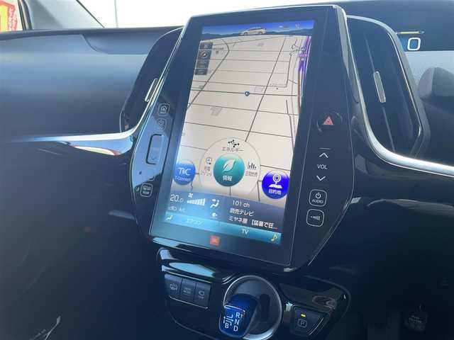 トヨタ プリウス ＰＨＶ A プレミアムナビパッケージ 大阪府 2020(令2)年 5.2万km プラチナホワイトパールマイカ ワンオーナー/TRDエアロ(F/S)/TRDマフラー/純正メモリナビ/BT/USB/AUX/TV/JBLサウンド/360度カメラ/パーキングアシスト/黒本革シート/D席パワーシート/D/N席シートヒーター/D/N席エアシート/ステアリングヒーター/追従機能付きクルーズコントロール/レーンキープアシスト/ブラインドスポットモニター/ヘッドアップディスプレイ/前後コーナーセンサー/LEDヘッドライト/フロントフォグ/オートハイビーム/純正フロアマット/社外17インチAW/スタッドレスタイヤ付社外AW有/AC100V充電/充電ケーブル付属/スペアキー/ETC2.0