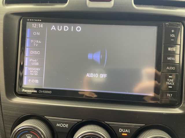 スバル フォレスター 2．0i－L アイサイト 岐阜県 2014(平26)年 9.6万km クリスタルブラックシリカ 純正ナビ/AM/FM/CD/DVD/USB/VTR/SD/フルセグTV/バックカメラ/衝突軽減ブレーキ/レーンキープアシスト/レーダークルーズコントロール/純正ドライブレコーダー/ETC/革巻きステアリング/X-MODE/横滑り防止/純正フロアマット/サイドバイザー/HIDヘッドライト/フォグランプ/純正17インチアルミホイール/リモコンキー/トノカバー