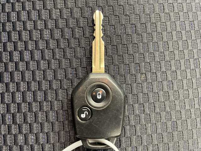 スバル フォレスター 2．0i－L アイサイト 岐阜県 2014(平26)年 9.6万km クリスタルブラックシリカ 純正ナビ/AM/FM/CD/DVD/USB/VTR/SD/フルセグTV/バックカメラ/衝突軽減ブレーキ/レーンキープアシスト/レーダークルーズコントロール/純正ドライブレコーダー/ETC/革巻きステアリング/X-MODE/横滑り防止/純正フロアマット/サイドバイザー/HIDヘッドライト/フォグランプ/純正17インチアルミホイール/リモコンキー/トノカバー