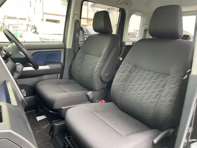 トヨタ タンク カスタムG 神奈川県 2016(平28)年 3.1万km ブラックマイカメタリック 純正ナビ/DVD/CD/フルセグTV/Bluetooth/バックアカメラ/ワンオーナー/アイドリングストップ/クルーズコントロール/社外ドライブレコーダー(前方)/純正フロントアエロ/後席サンシェード/両側パワースライドドア/保証書/取扱説明書/スマートキー/スペアキー