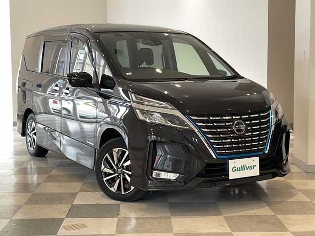 日産 セレナ e－パワー ハイウェイスター V 福井県 2020(令2)年 4.6万km ダイヤモンドブラック 純正10インチSDナビ(MM519D-L)/フルセグTV/BT/BD/DVD/CD/USB/SD/アラウンドビューモニター/パーキングアシスト/プロパイロット/エマージェンシーブレーキ/後側方車両検知警報(BSW)/車線逸脱支援/車線逸脱警報/標識認識システム/ETC2.0/ドライブレコーダー/ハンズフリーオートスライドドア/オートデュアルエアコン/オートライト/LEDヘッドライト/純正16インチアルミホイール/プッシュスタート/スマートキー